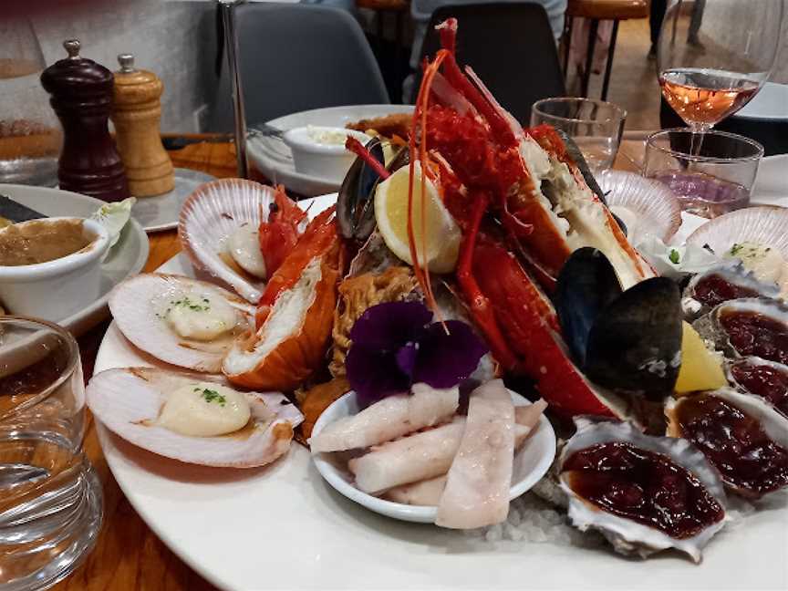 Waterfront Seafood Bar & Grill, Yeppoon, QLD