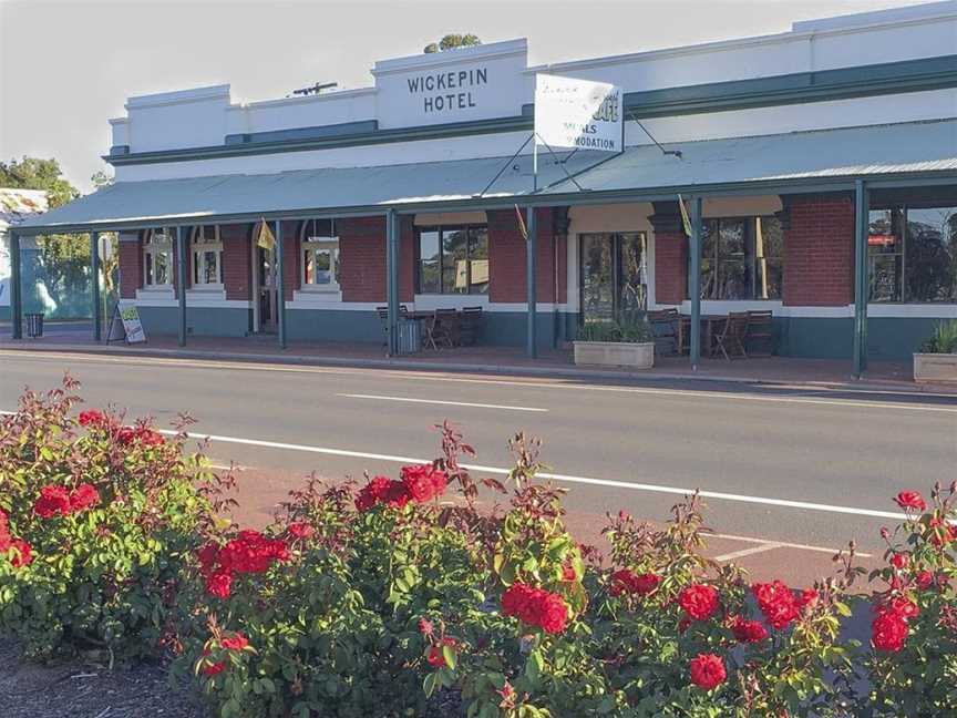 Wickepin Hotel and Harvest Cafe, Wickepin, WA