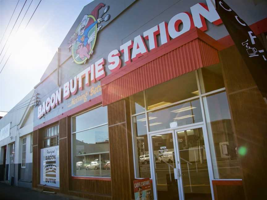 Bacon Buttie Station, Dunedin, New Zealand