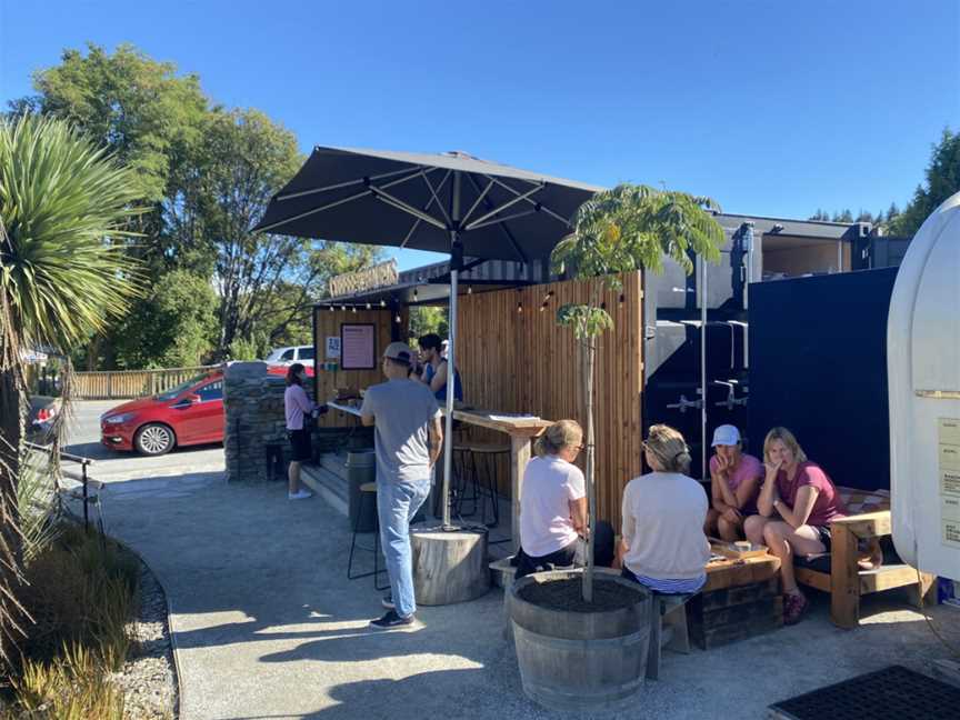 Curbside Coffee & Bagels, Wanaka, New Zealand