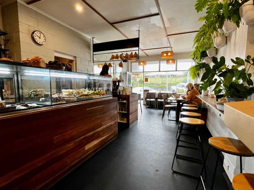 George Cafe, Omanu, New Zealand