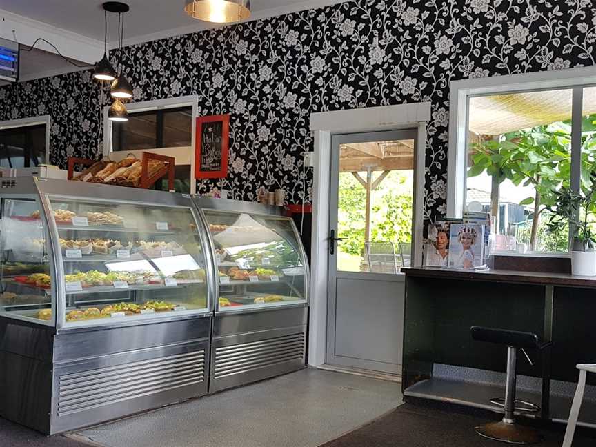 Italian Bakery & Espresso, Patetonga, New Zealand