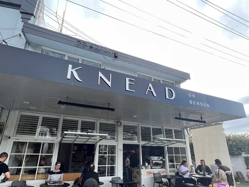 Knead on Benson, Remuera, New Zealand