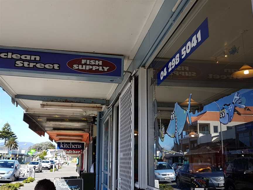 Maclean Street Fish Supply, Paraparaumu Beach, New Zealand