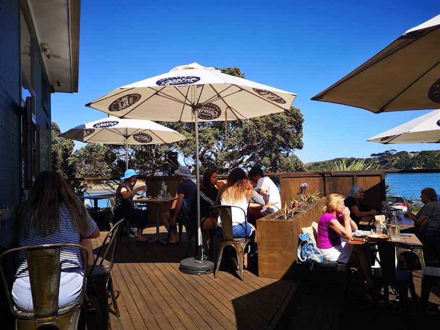 Orca Eatery & Bar, Raglan, New Zealand