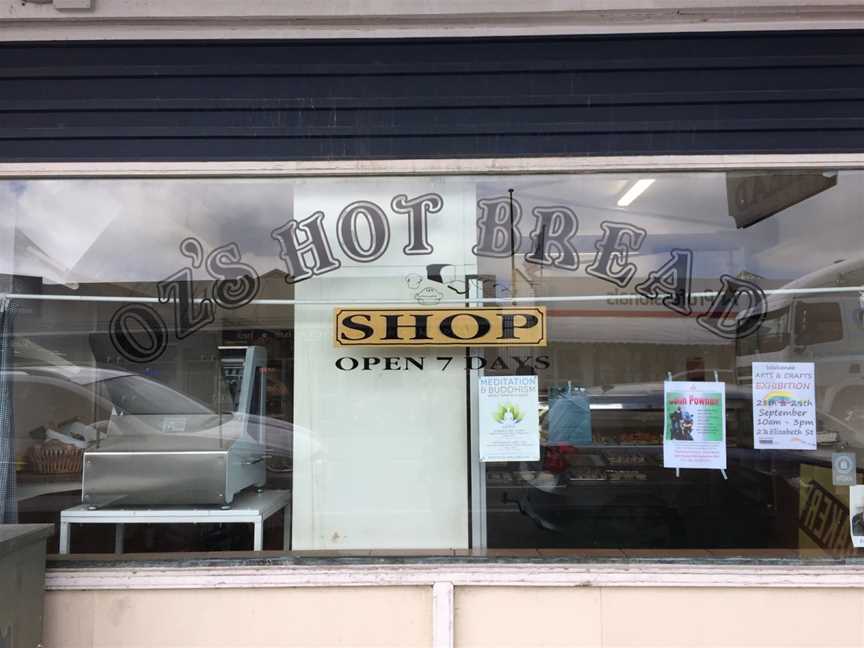 Oz's Bread Shop, Otaki, New Zealand