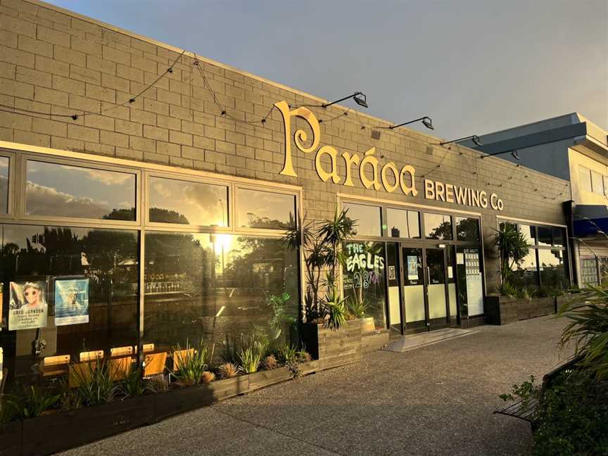Paraoa Brewing Co. Eatery & Events Centre., Stanmore Bay, New Zealand
