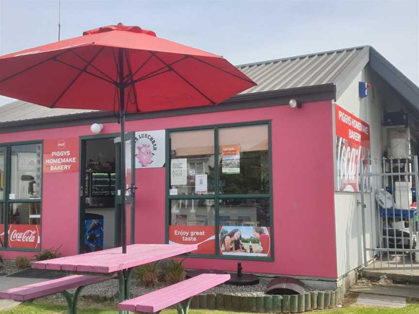 Piggys Lunchbar & Takeaways, Palmerston North, New Zealand