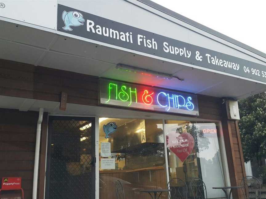 Raumati Fish Supply, Raumati Beach, New Zealand