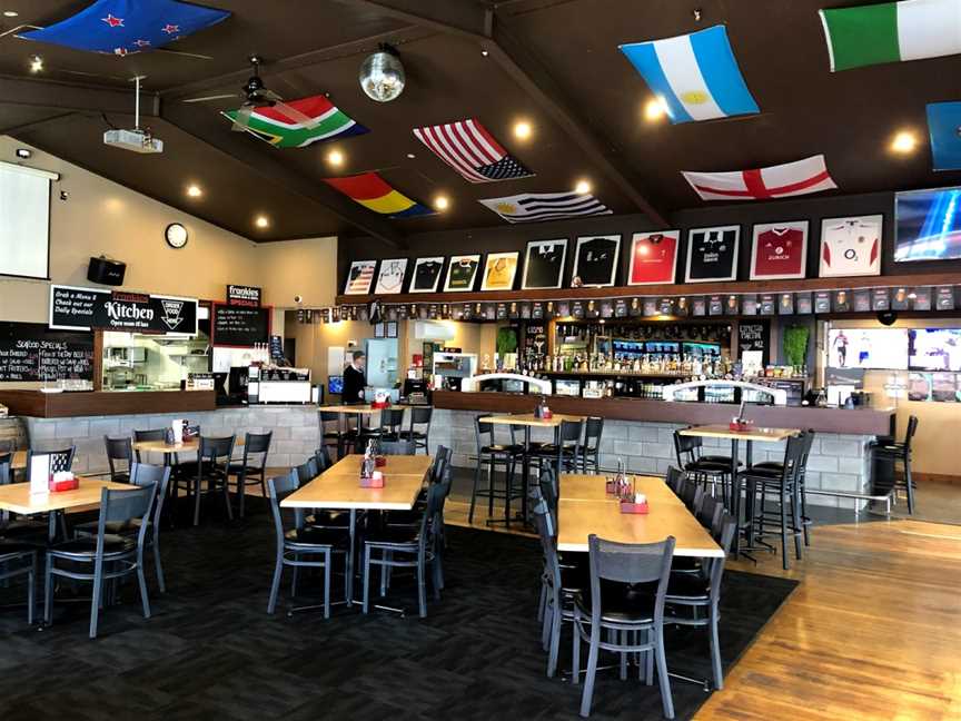 Smitty’s Sports Bar And Grill, Whitianga, New Zealand