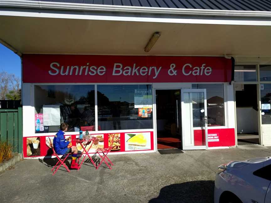 Sunrise Bakery & Cafe, Paraparaumu Beach, New Zealand