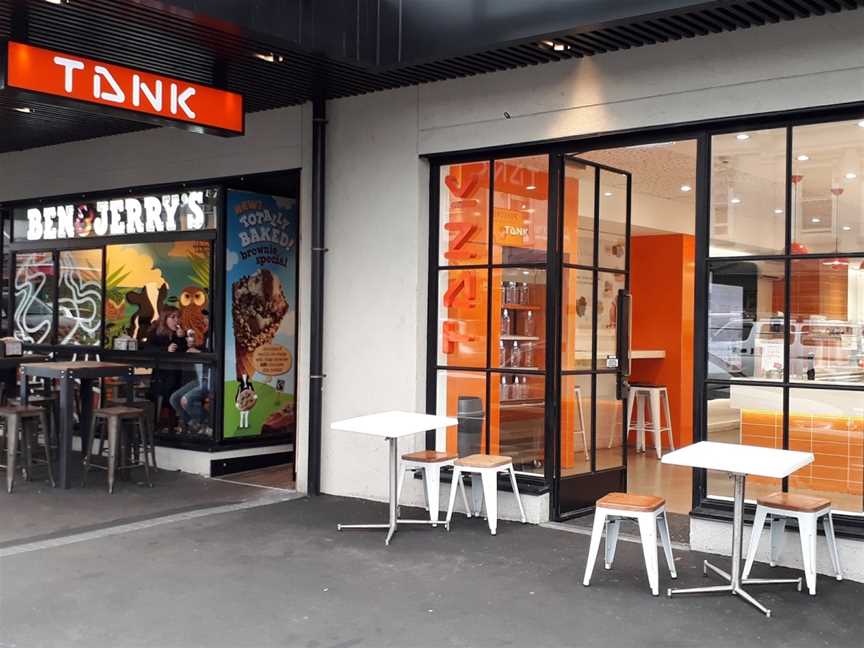 TANK Three Lamps - Smoothies, Raw Juices, Salads & Wraps, Ponsonby, New Zealand