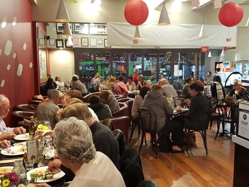 Ten O'clock Cookie Bakery Cafe, Masterton, New Zealand