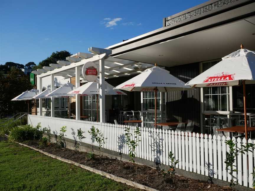 The Archer, Stanmore Bay, New Zealand