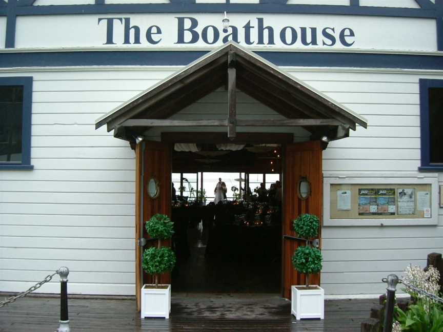 The Boathouse Society, Stepneyville, New Zealand