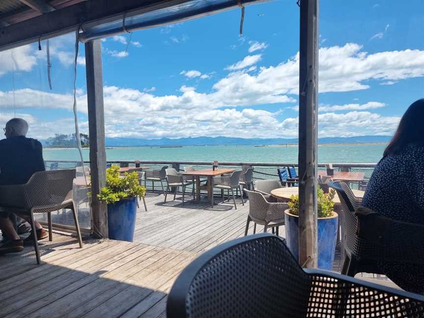 The Boathouse Society, Stepneyville, New Zealand