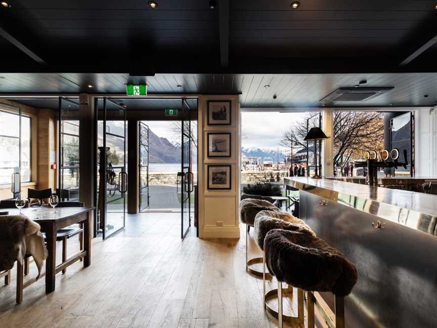 The Lodge Bar, Queenstown, Queenstown, New Zealand