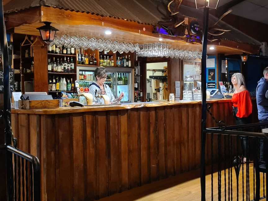 The Pioneer Bar & Restaurant, Waipapa, New Zealand