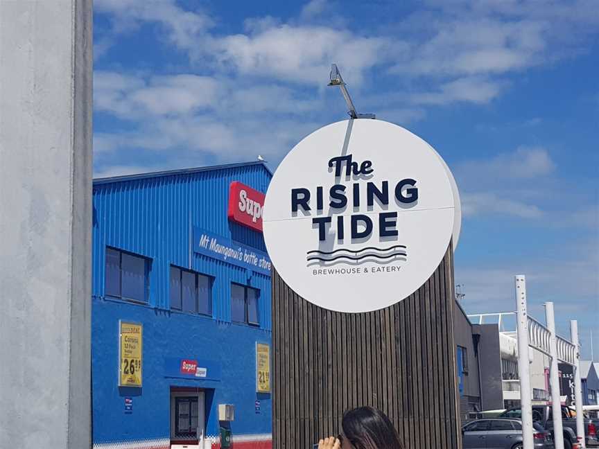 The Rising Tide, Mount Maunganui, New Zealand