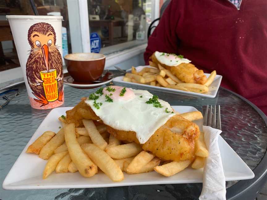 The Rusty Snapper, Kawhia, New Zealand