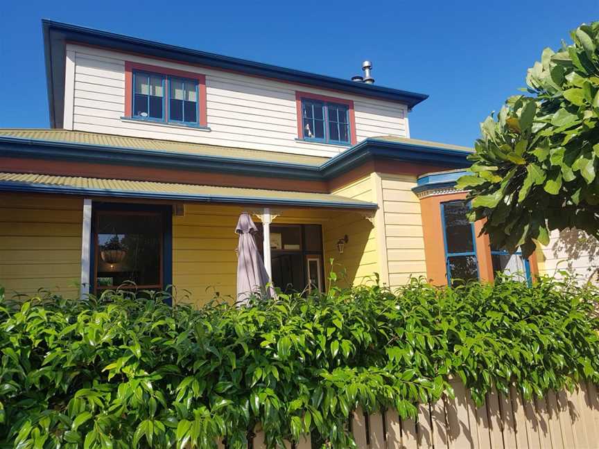 The Yellow House Cafe, Whanganui, New Zealand