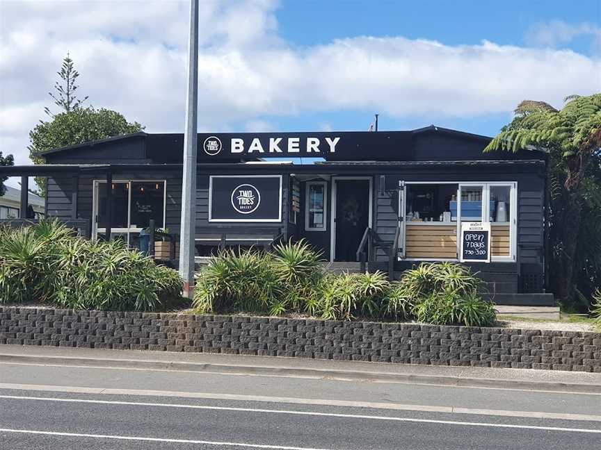 Two Tides Bakery, Tairua, New Zealand