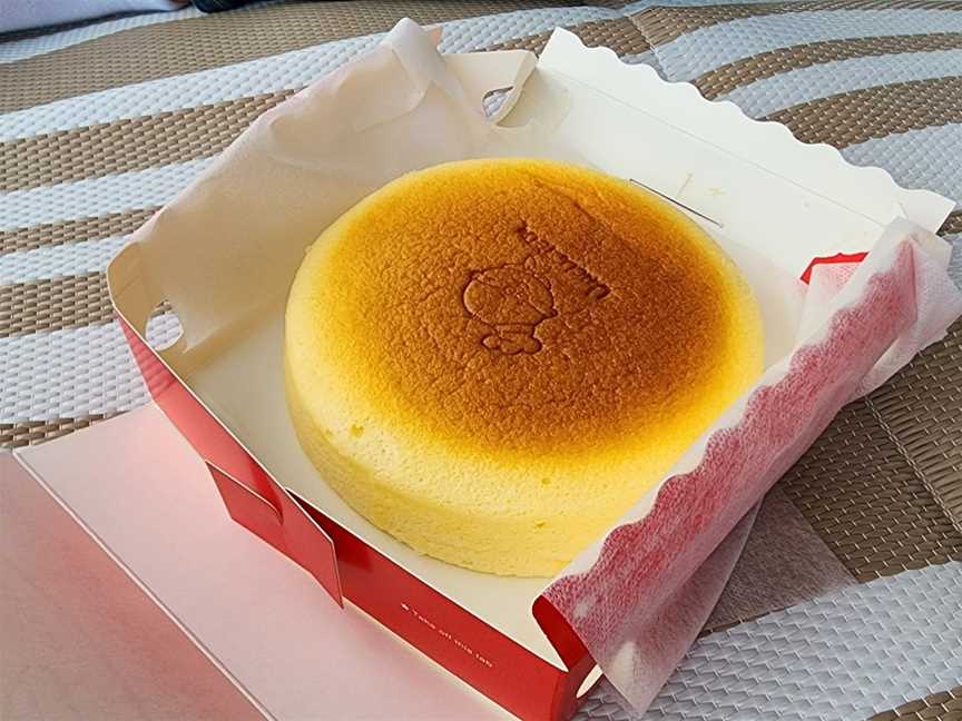 Uncle Tetsu's Japanese Cheesecake, Rosedale, New Zealand