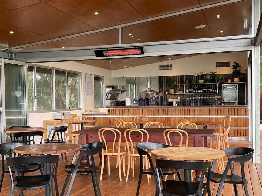 Treehouse Pizza Bar at Upper Reach, Food & Drink in Baskerville