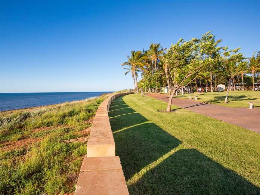 Civic Centre Gardens, Local Facilities in Port Hedland