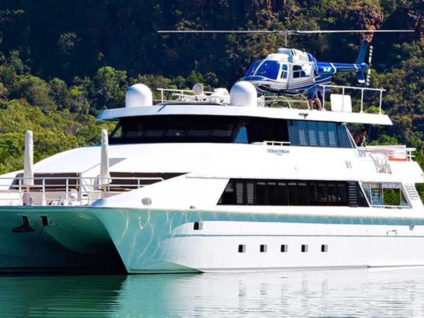 Luxury Boat Australia