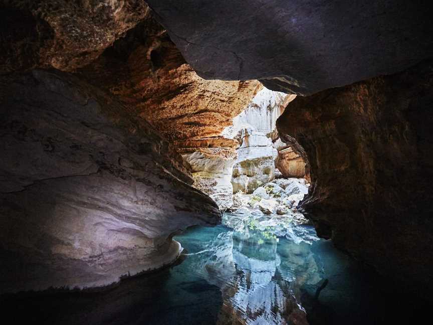 Mimbi Caves, Tours in Fitzroy Crossing