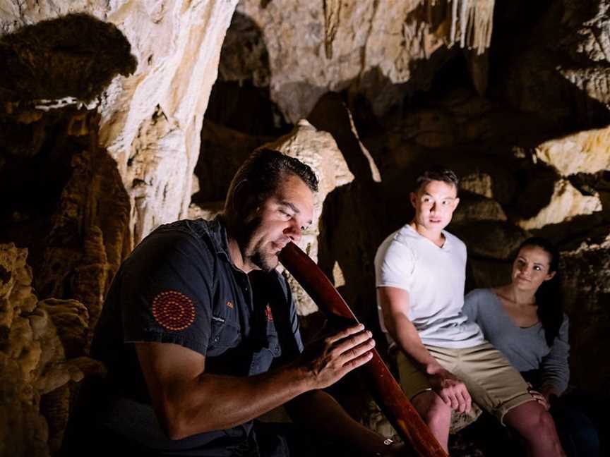 Twilight Didgerido Cave tour, Tours in Yallingup