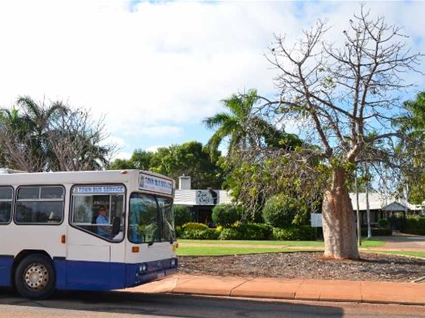 Pearl Town Bus Service, Tours in Broome