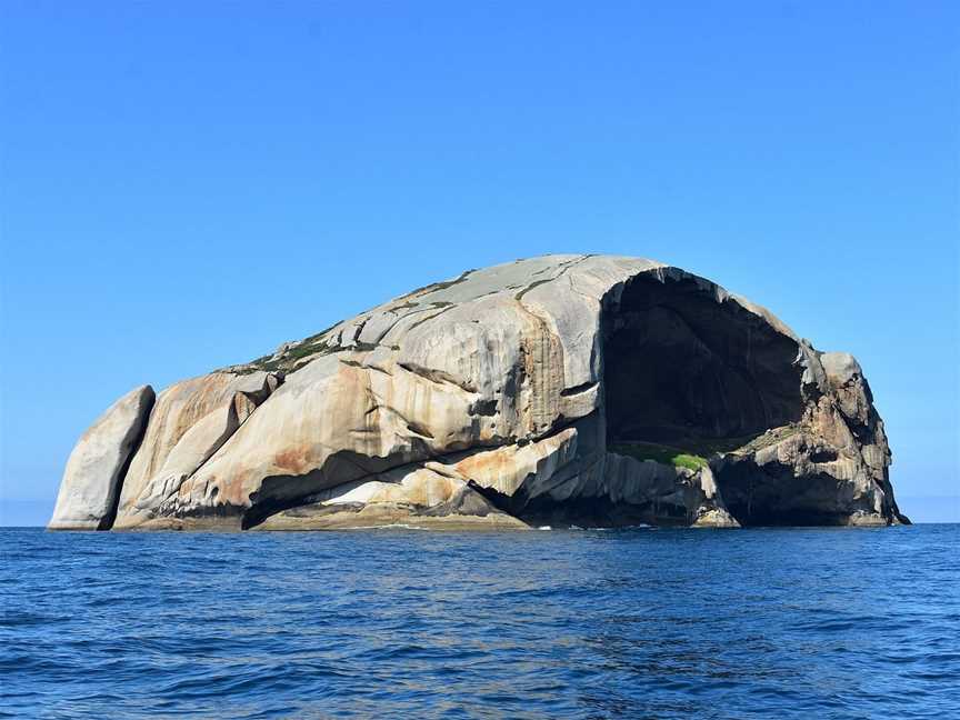 Refuge Cove Cruises, Port Welshpool, VIC