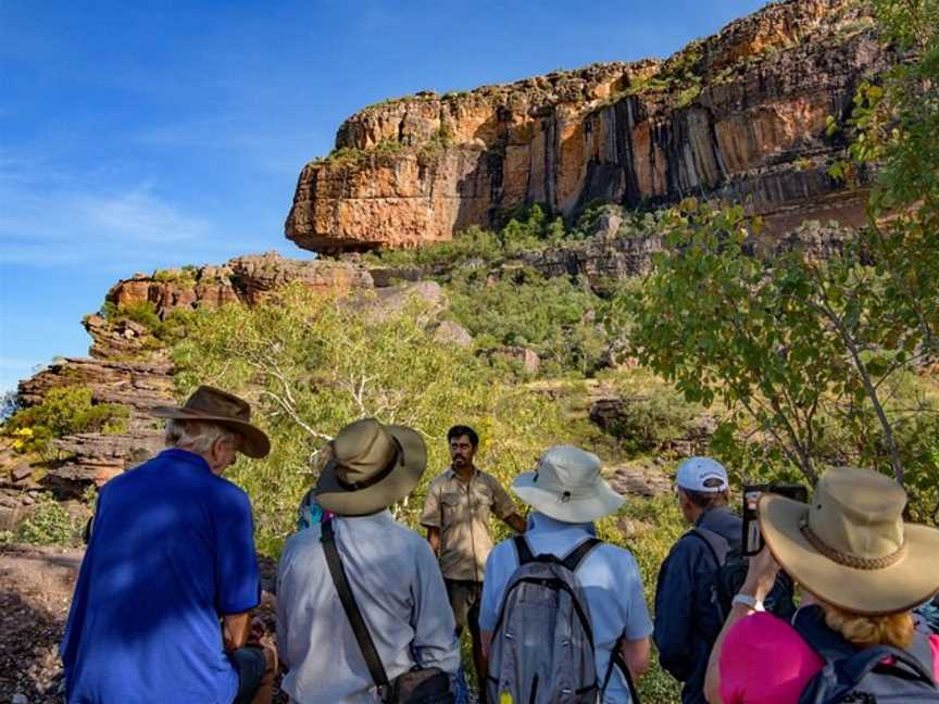 Kakadu Rock Art Tours, Tours in Jabiru