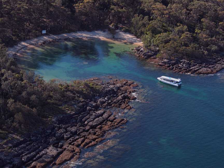 Jervis Bay Eco Adventures-Day Boat Tours, Huskisson, NSW
