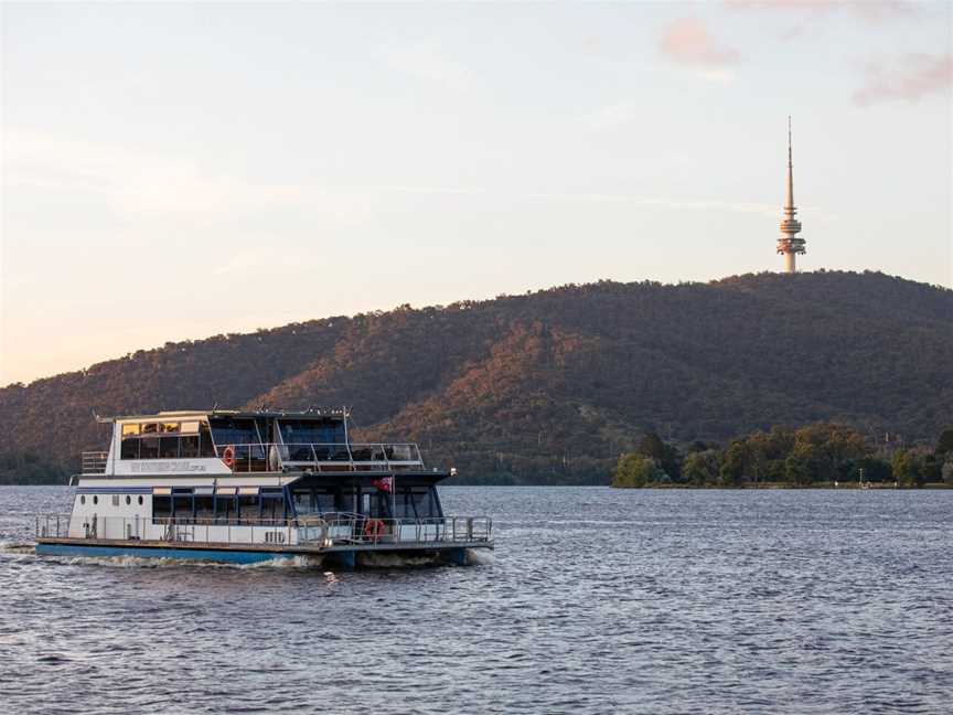 MV Southern Cross Cruises, Tours in Canberra