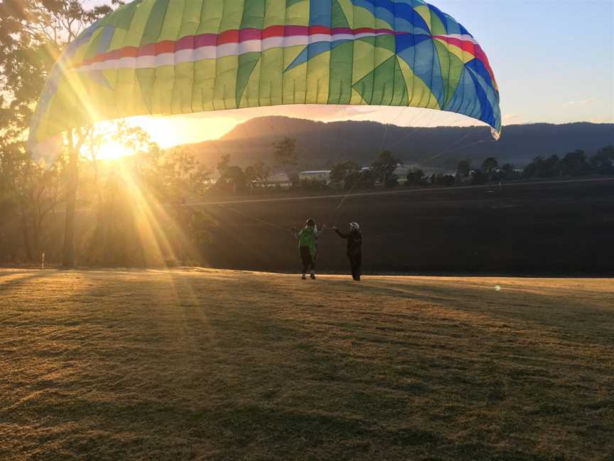 Oz Paragliding and Hang Gliding, Boyland, QLD