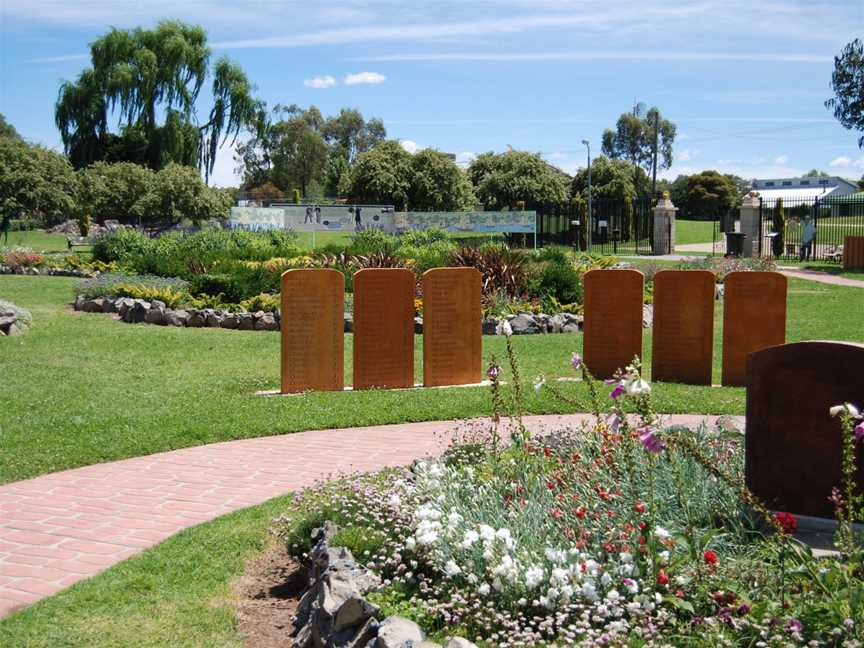 First and Second Fleet Memorial Gardens Guided Tour, Wallabadah, NSW