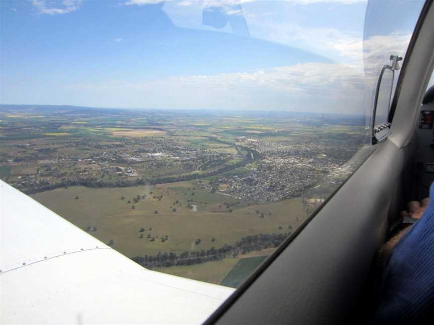 Fly Oz Scenic Flights, Cowra, NSW