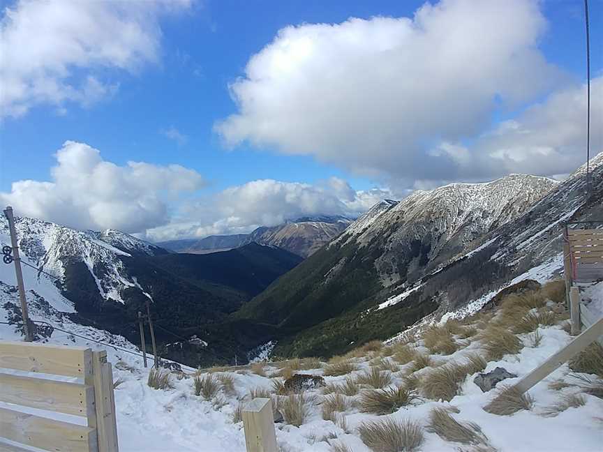 Craigieburn Valley Ski Area, Arthur's Pass, New Zealand
