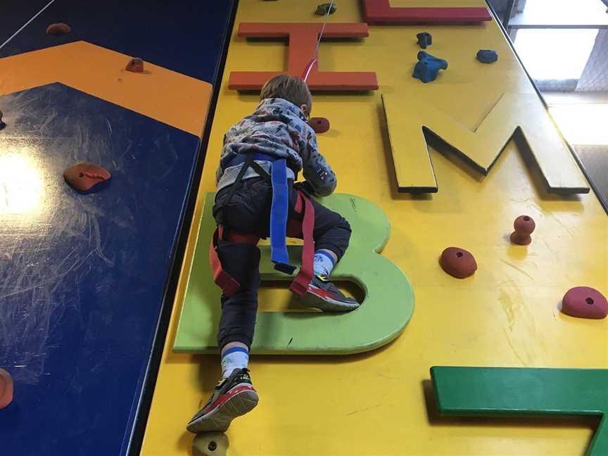 Extreme Edge Rock Climbing, Auckland Central, New Zealand