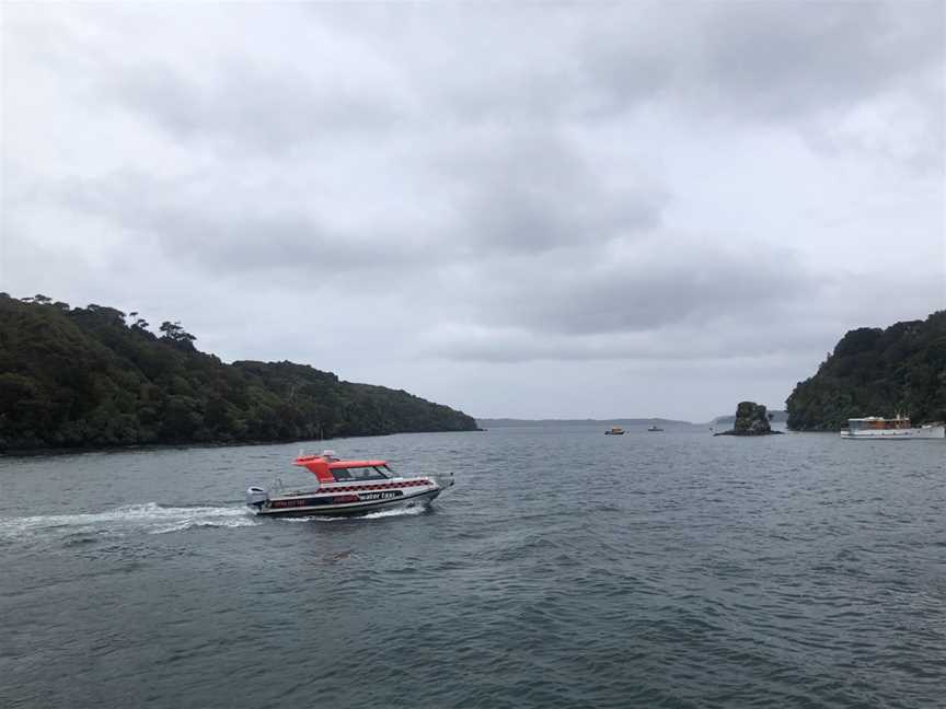 Seaview Water Taxi, Oban, New Zealand