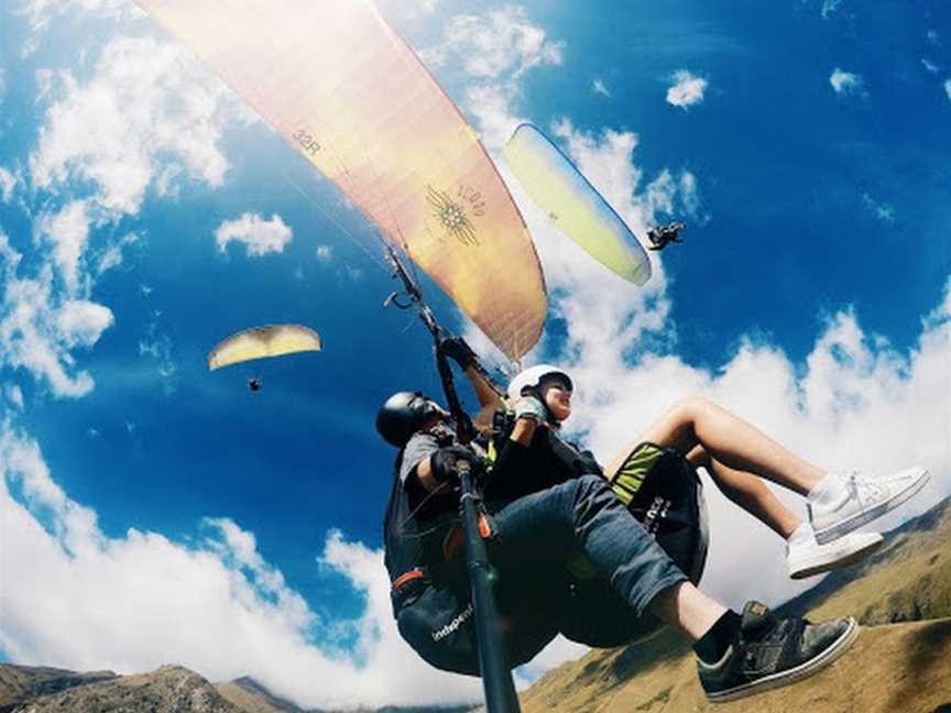 Wanaka Paragliding, Wanaka, New Zealand