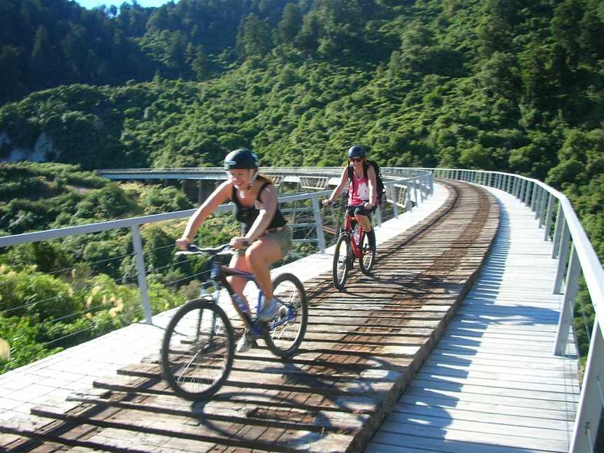 TCB Ski Board and Bike, Ohakune, New Zealand