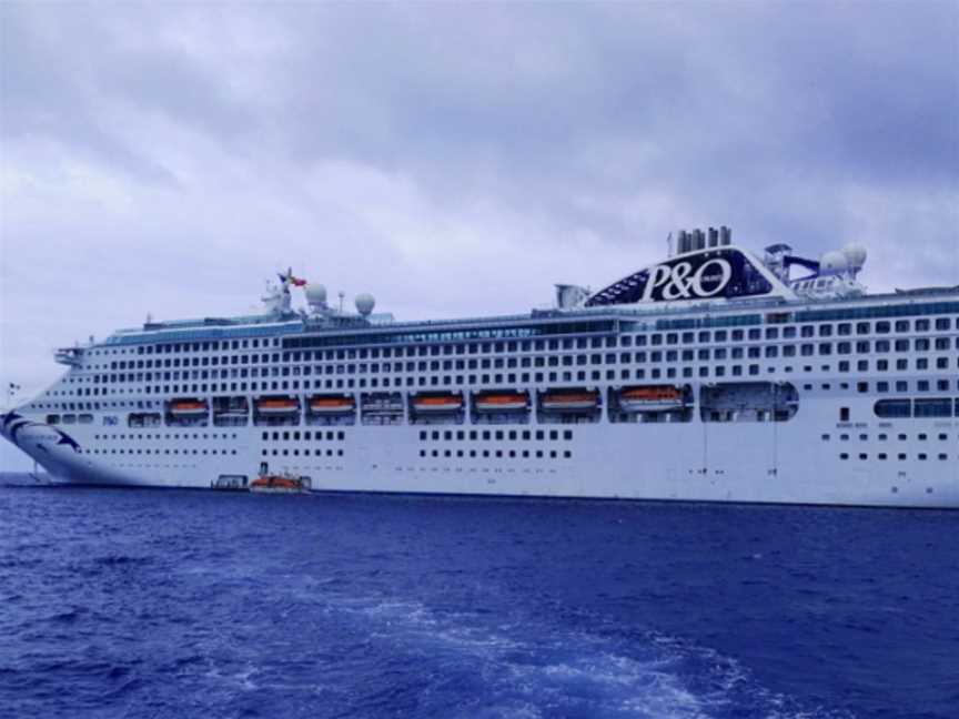 P&O Cruises | Melbourne to Auckland, Tours in Port Melbourne