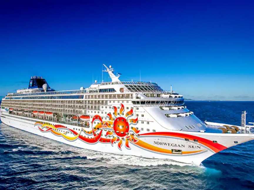 Norwegian Cruise Line | Cairns roundtrip, Tours in Cairns City