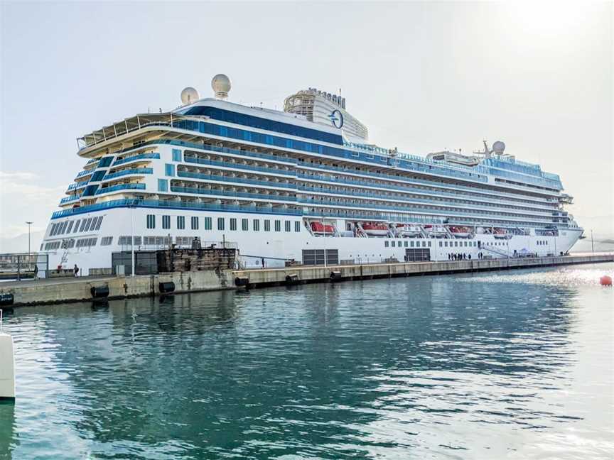 Oceania Cruises | to Sydney , Tours in Sydney