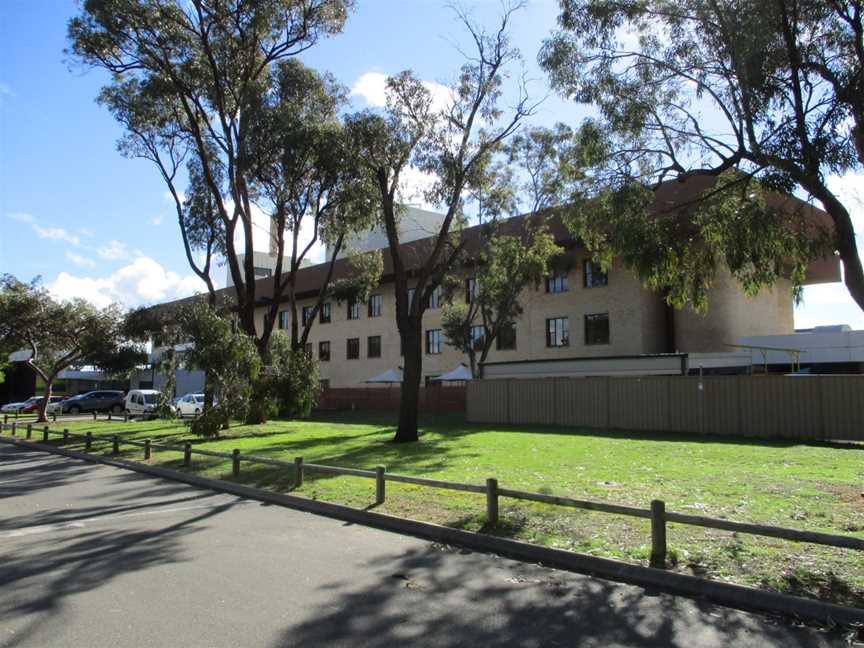 Rockingham General Hospital, July 2019 01.jpg