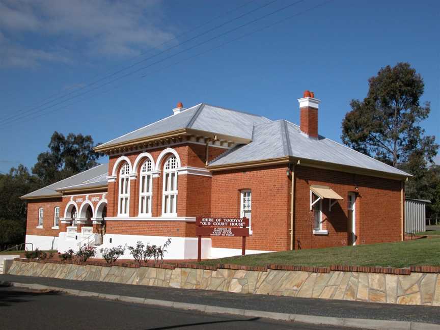 Toodyay Old Court House DS CN8224